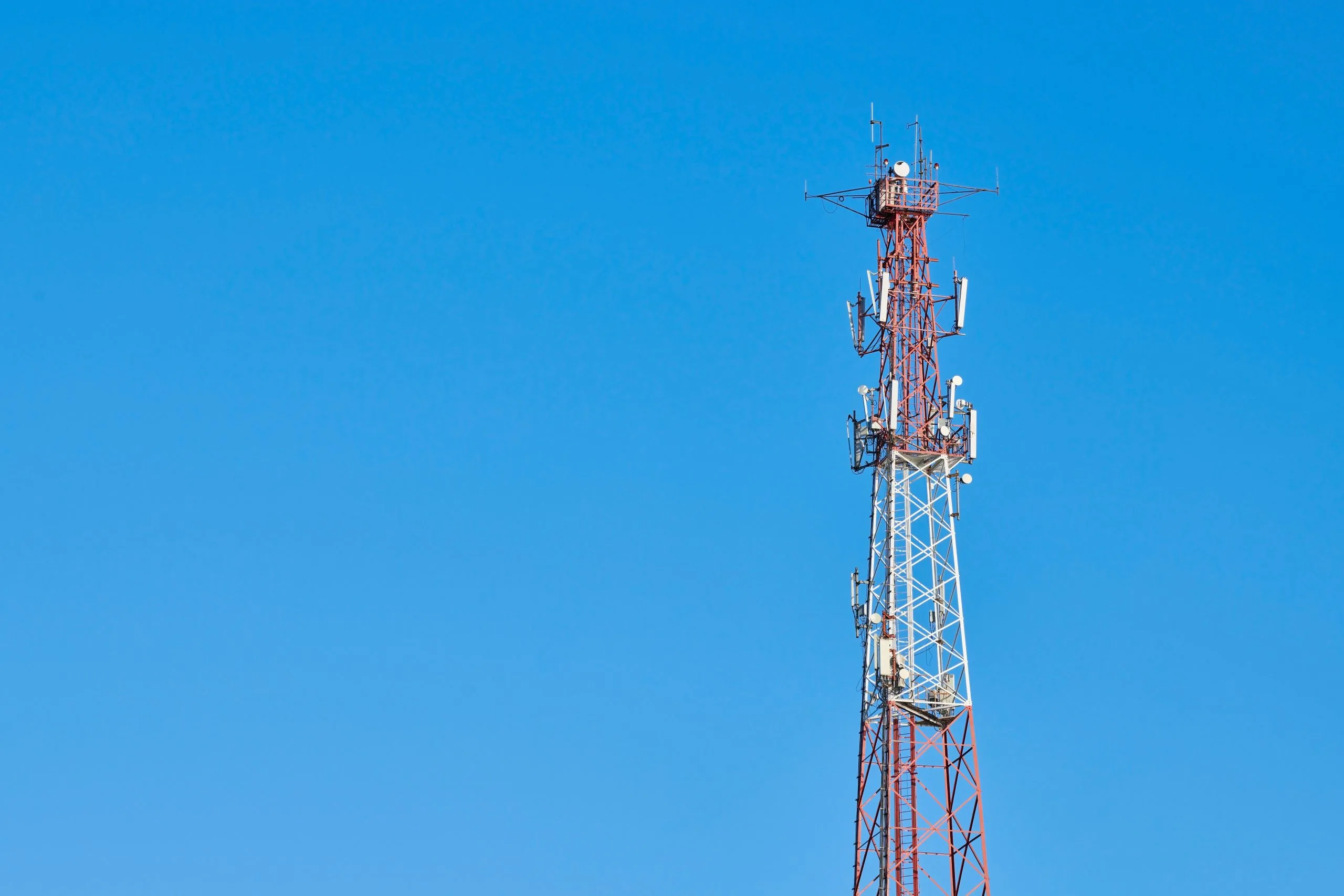 telecom-tower-ownership-is-shaping-coverage