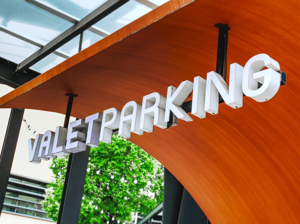 Valet Parking 
