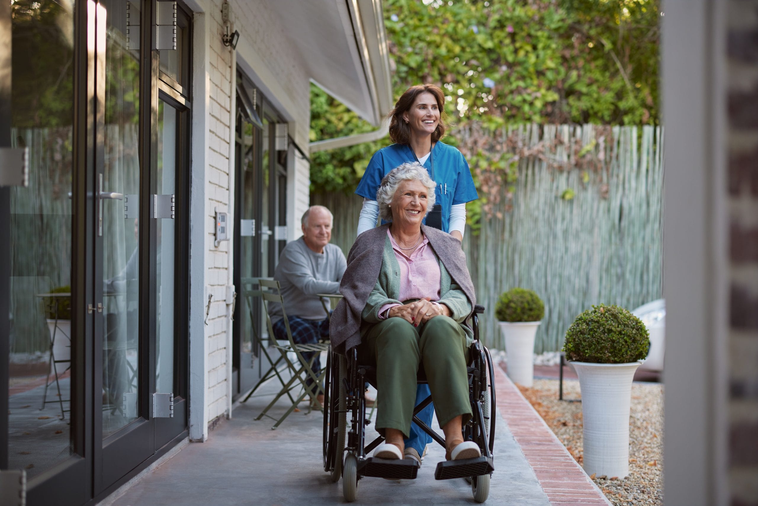 large-homes-find-new-life-as-senior-living